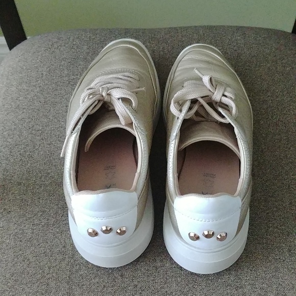 "GEOX" LEATHER SHOES, Size 38, Light gold color - Picture 6 of 12